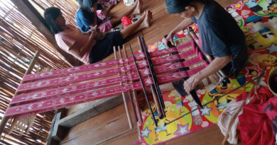 tenun ikat